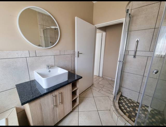 2 BEDROOM TOWNHOUSE FOR SALE IN RIVERSDALE